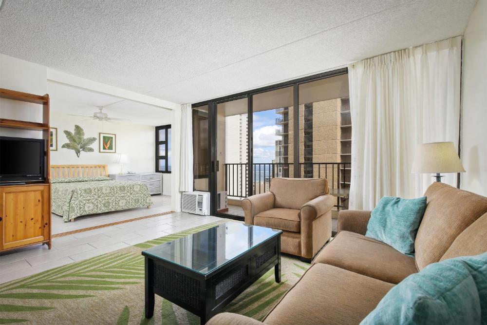 One-Bedroom Suite with Partial Ocean View interior